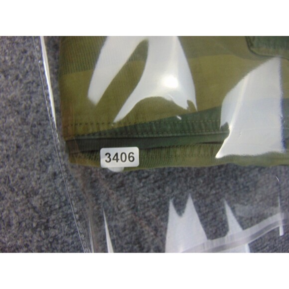 The North Face Shorts Mens 40x10 Green Stripe Chino Short Pants - Picture 10 of 10